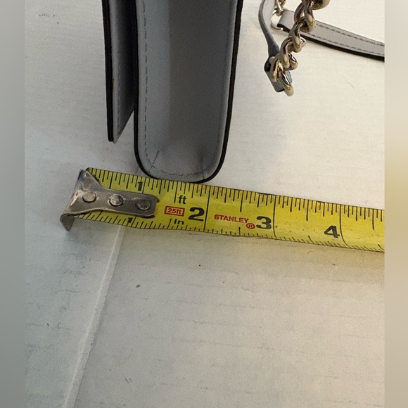 KATE SPADE grey crossbody with removable strap clutch - Picture 2 of 14